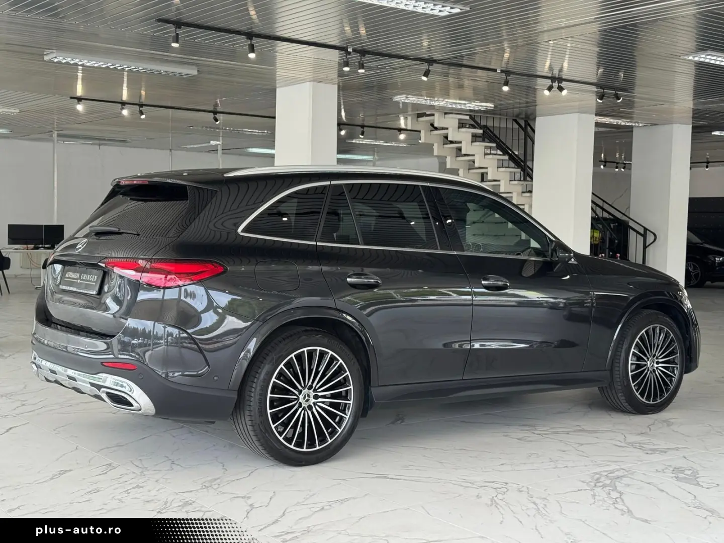 MERCEDES-BENZ GLC 300 d 3x AMG PANO DISTRO BURM MEMO&hellip;