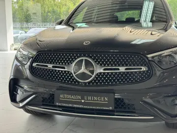 MERCEDES-BENZ GLC 300 d 3x AMG PANO DISTRO BURM MEMO…