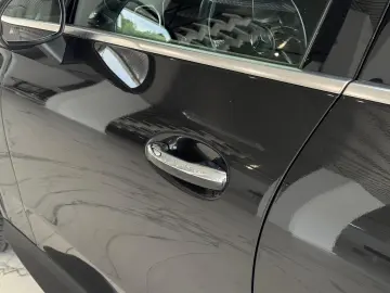 MERCEDES-BENZ GLC 300 d 3x AMG PANO DISTRO BURM MEMO…