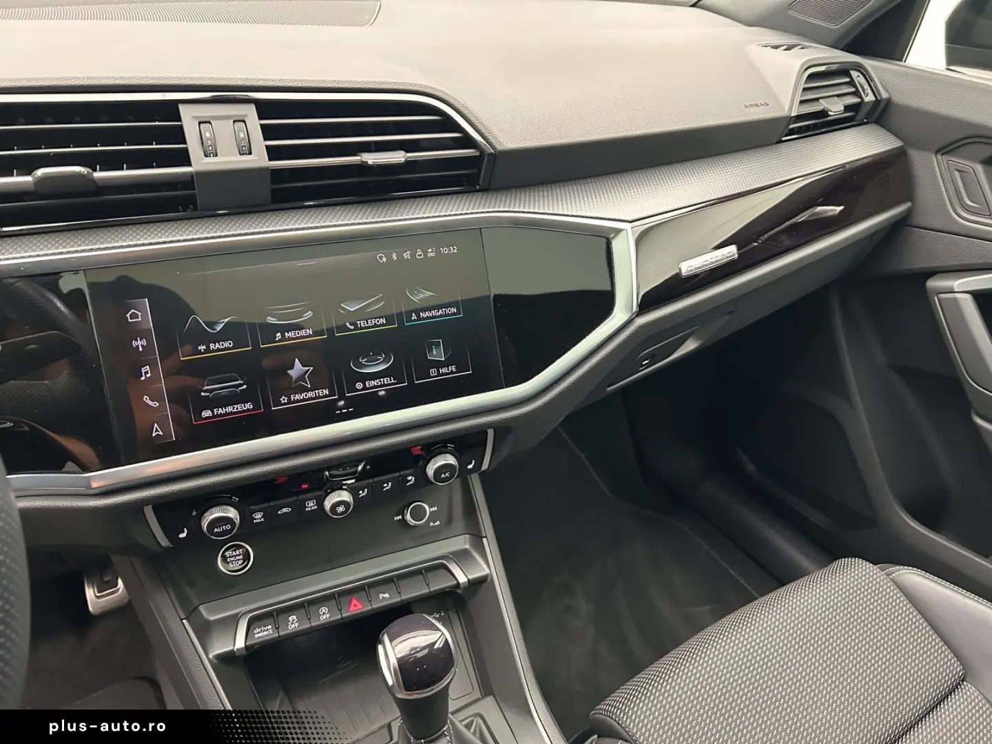AUDI Q3 Sportback 40 TFSI qu 2x S line S tro Pano LED