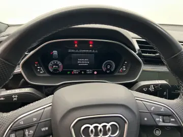 AUDI Q3 Sportback 40 TFSI qu 2x S line S tro Pano LED