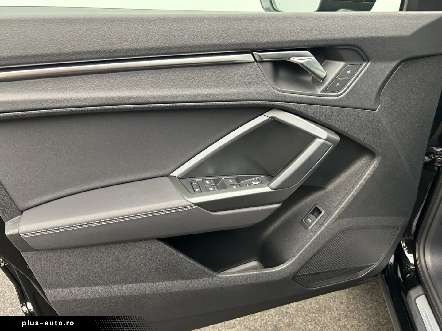 AUDI Q3 Sportback 40 TFSI qu 2x S line S tro Pano LED