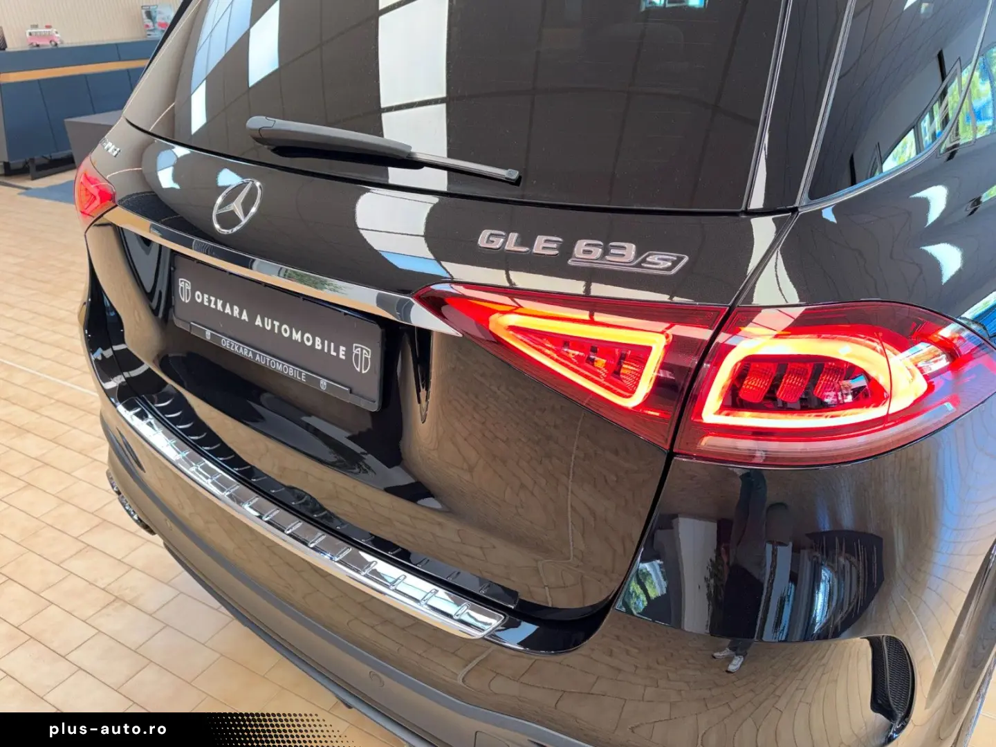 MERCEDES-BENZ GLE 63 S 4Matic  Performance Night-Paket-AMG