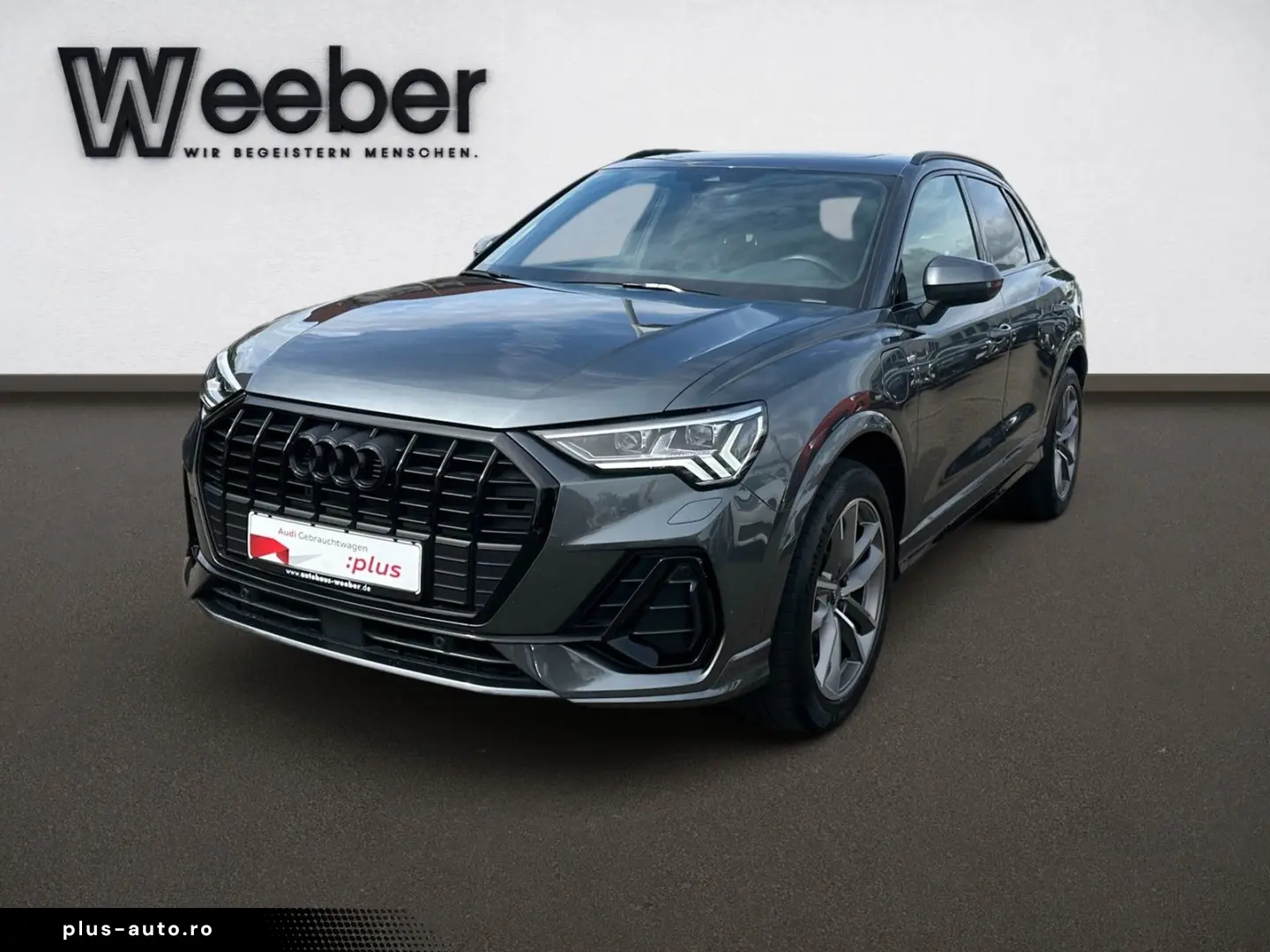 AUDI Q3 S line  AHK BLACKSTYLE PANO KAMERA MATRIX