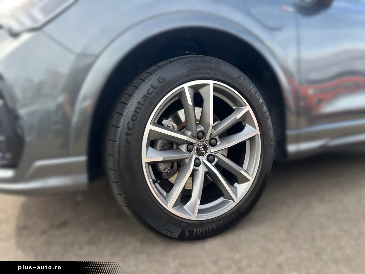 AUDI Q3 S line  AHK BLACKSTYLE PANO KAMERA MATRIX