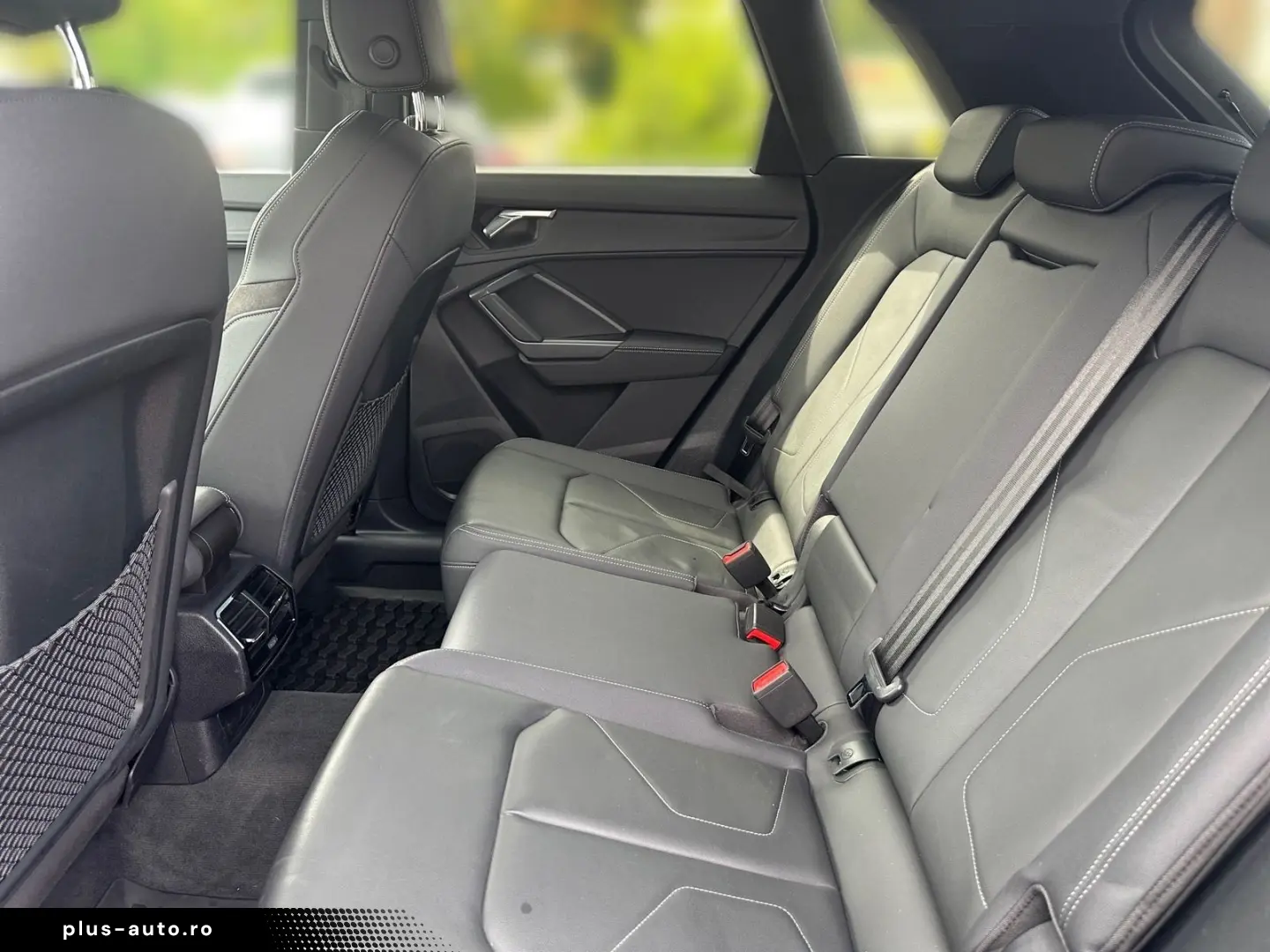 AUDI Q3 S line  AHK BLACKSTYLE PANO KAMERA MATRIX