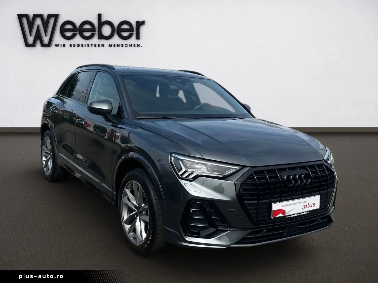 AUDI Q3 S line  AHK BLACKSTYLE PANO KAMERA MATRIX