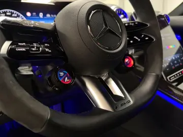 MERCEDES-BENZ SL 63 AMG Massage Lift 21  Performance Night