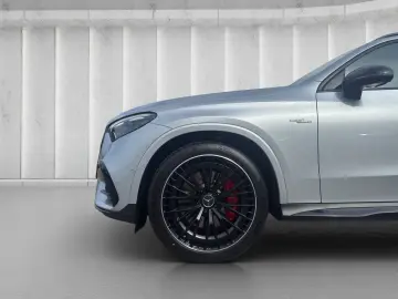 MERCEDES-BENZ GLC 43 AMG 4M Night Performance Burm