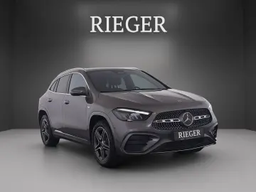 MERCEDES-BENZ GLA 250 e AMG Keyless SHZ LED MBUX 19