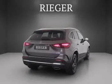 MERCEDES-BENZ GLA 250 e AMG Keyless SHZ LED MBUX 19