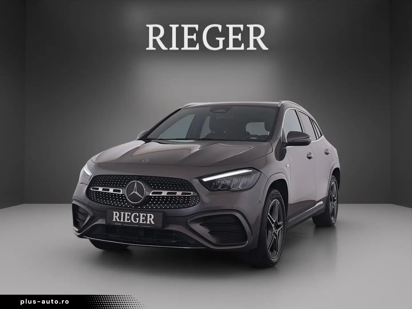 MERCEDES-BENZ GLA 250 e AMG Keyless SHZ LED MBUX 19
