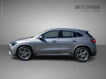 MERCEDES-BENZ GLA 200 d AMG Line Distro Keyless Kame…