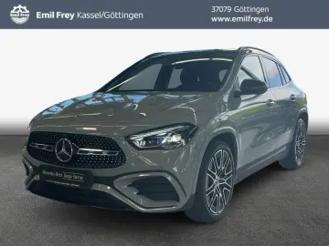 MERCEDES-BENZ GLA 200 d AMG Adva  Night Beam-LED PANO