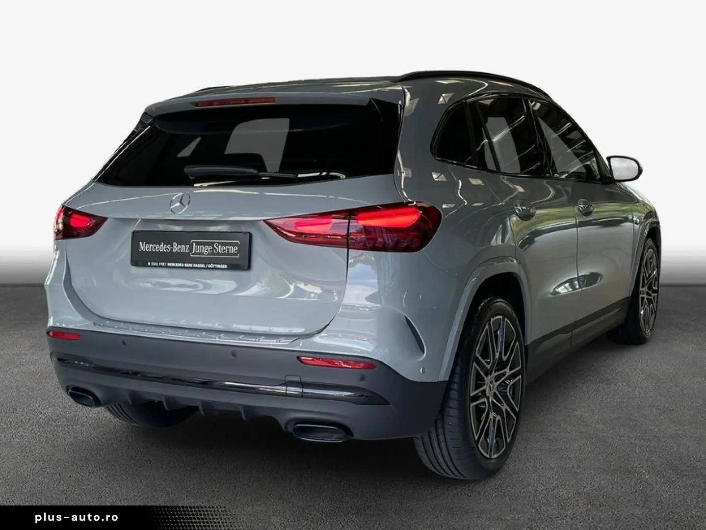 MERCEDES-BENZ GLA 200 d AMG Adva  Night Beam-LED PANO