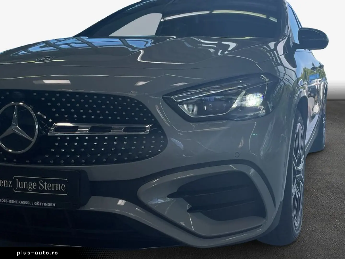 MERCEDES-BENZ GLA 200 d AMG Adva  Night Beam-LED PANO