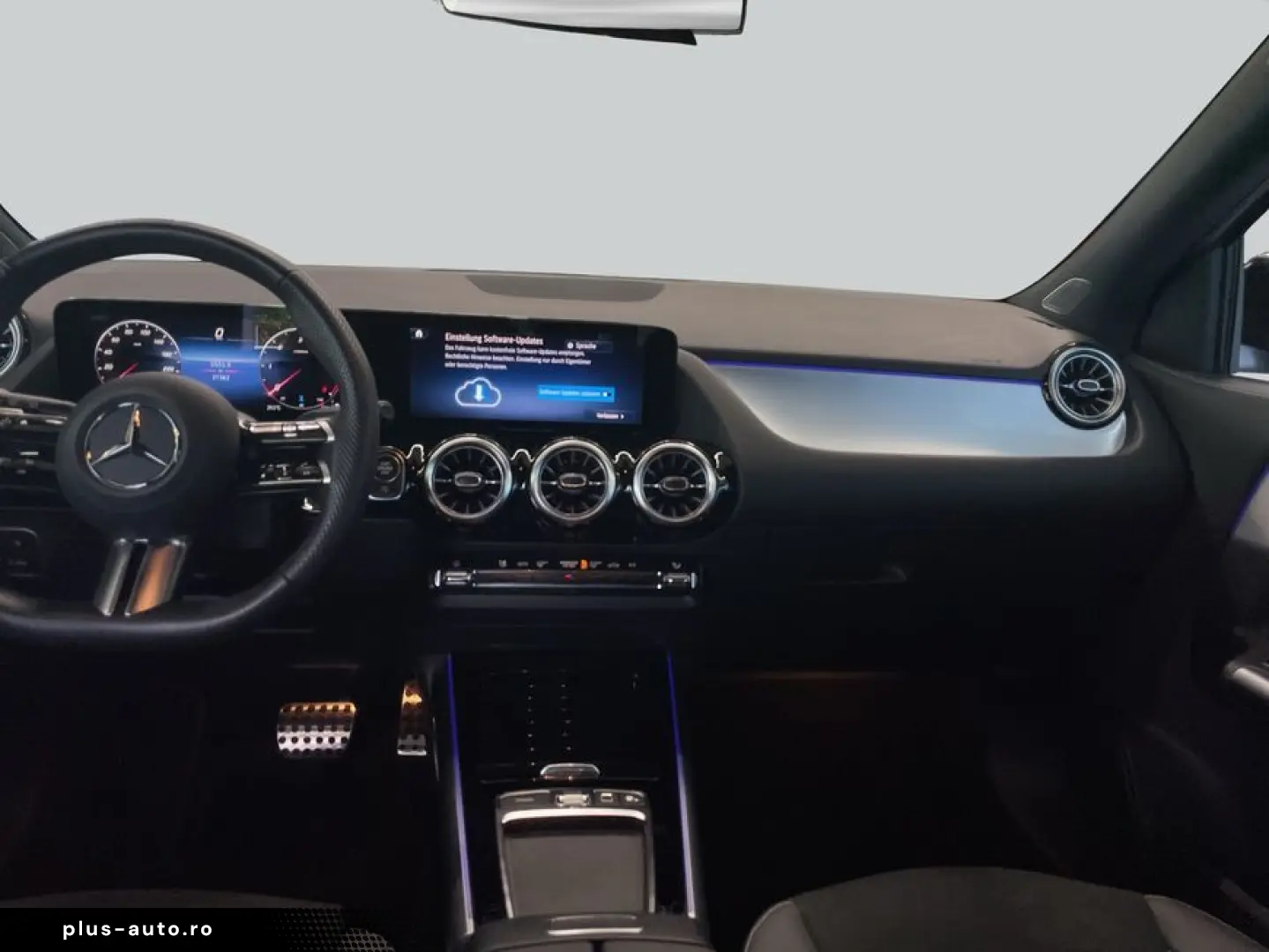 MERCEDES-BENZ GLA 200 d AMG Adva  Night Beam-LED PANO