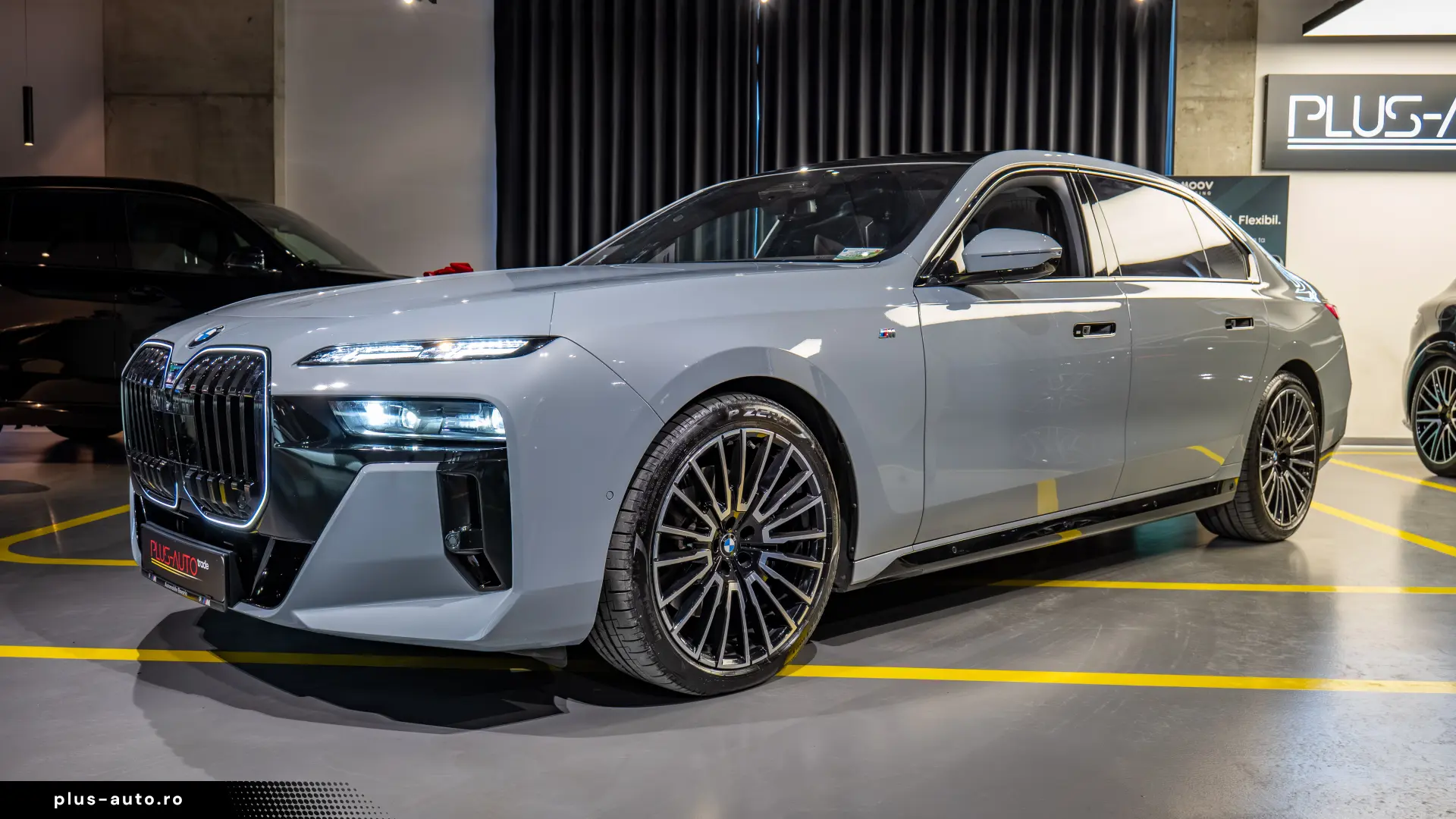 BMW 740D xDrive M Sport Brooklyn Grey   Cinema