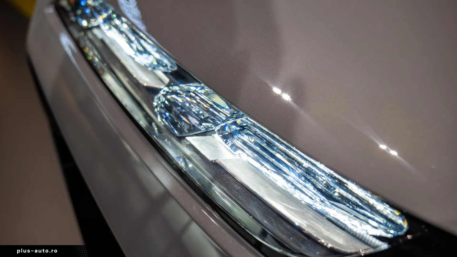 BMW 740D xDrive M Sport Brooklyn Grey   Cinema