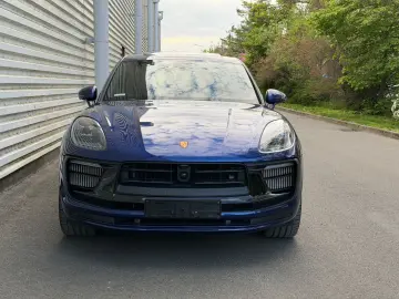 PORSCHE Macan GTS Chrono Bose 360 Pano 21