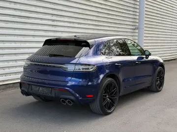 PORSCHE Macan GTS Chrono Bose 360 Pano 21