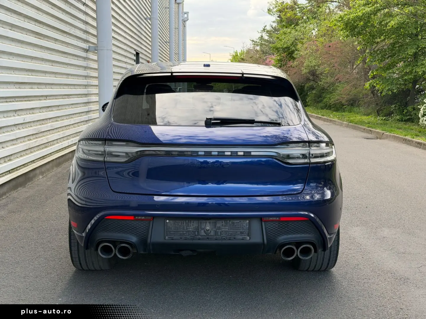 PORSCHE Macan GTS Chrono Bose 360 Pano 21