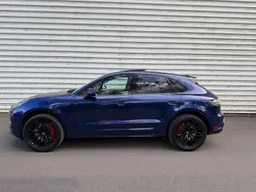 PORSCHE Macan GTS Chrono Bose 360 Pano 21