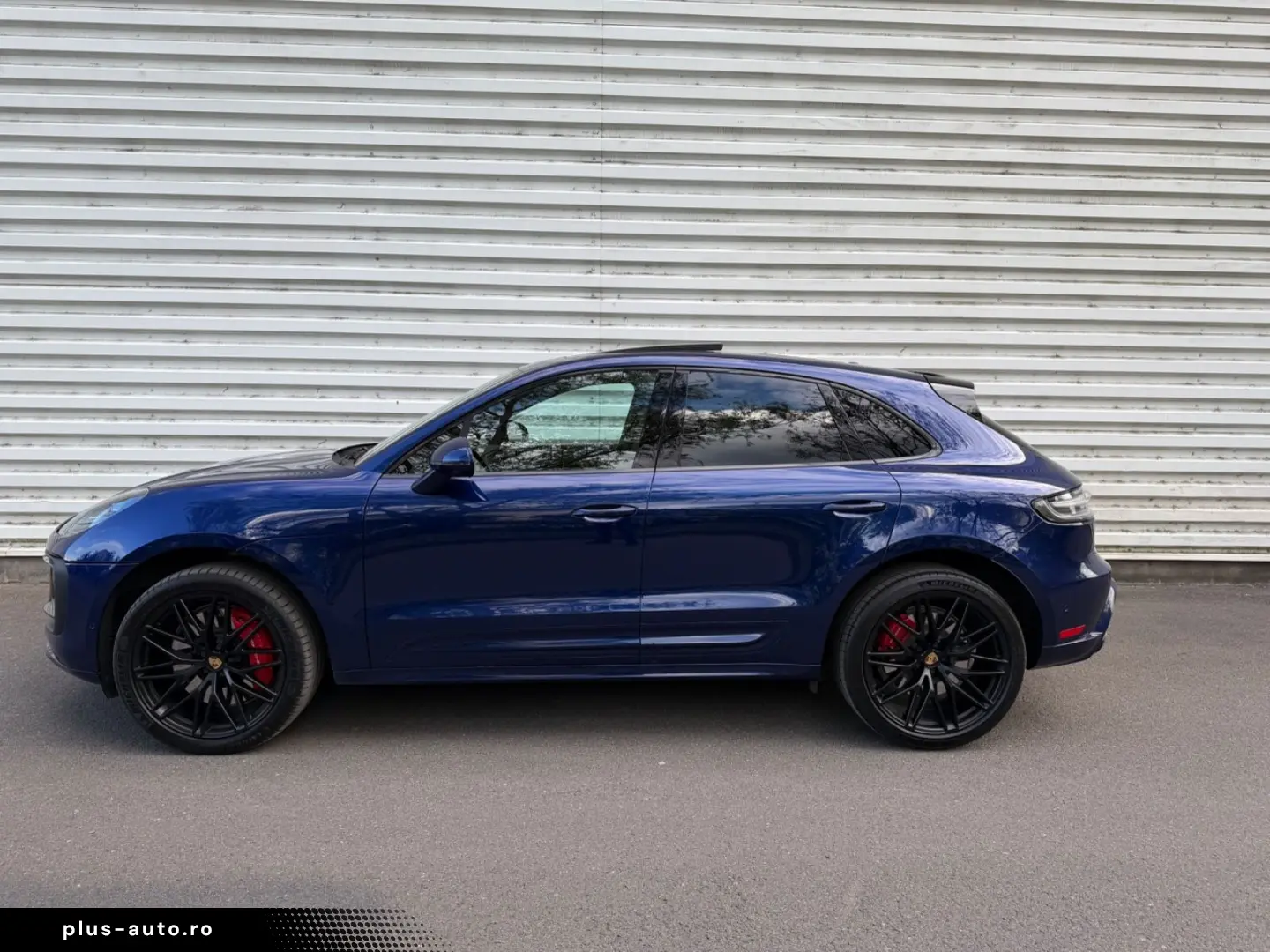PORSCHE Macan GTS Chrono Bose 360 Pano 21