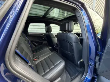 PORSCHE Macan GTS Chrono Bose 360 Pano 21