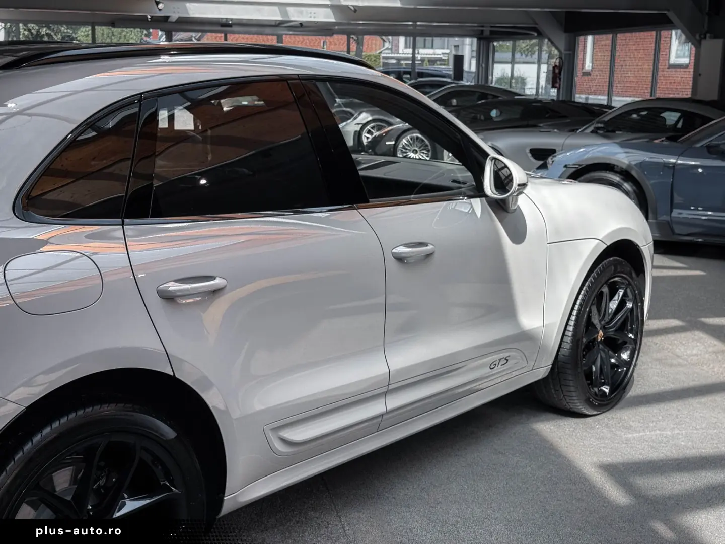 PORSCHE Macan GTS Approved 2028 Pano 18 Wege Standheiz B