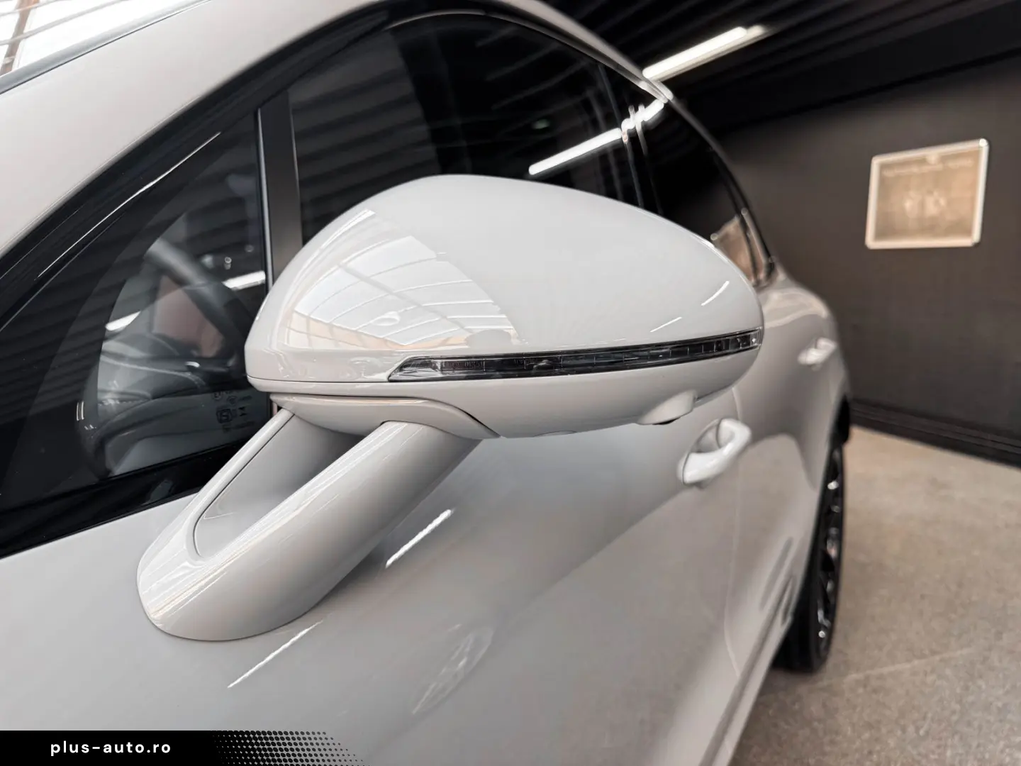 PORSCHE Macan GTS Approved 2028 Pano 18 Wege Standheiz B