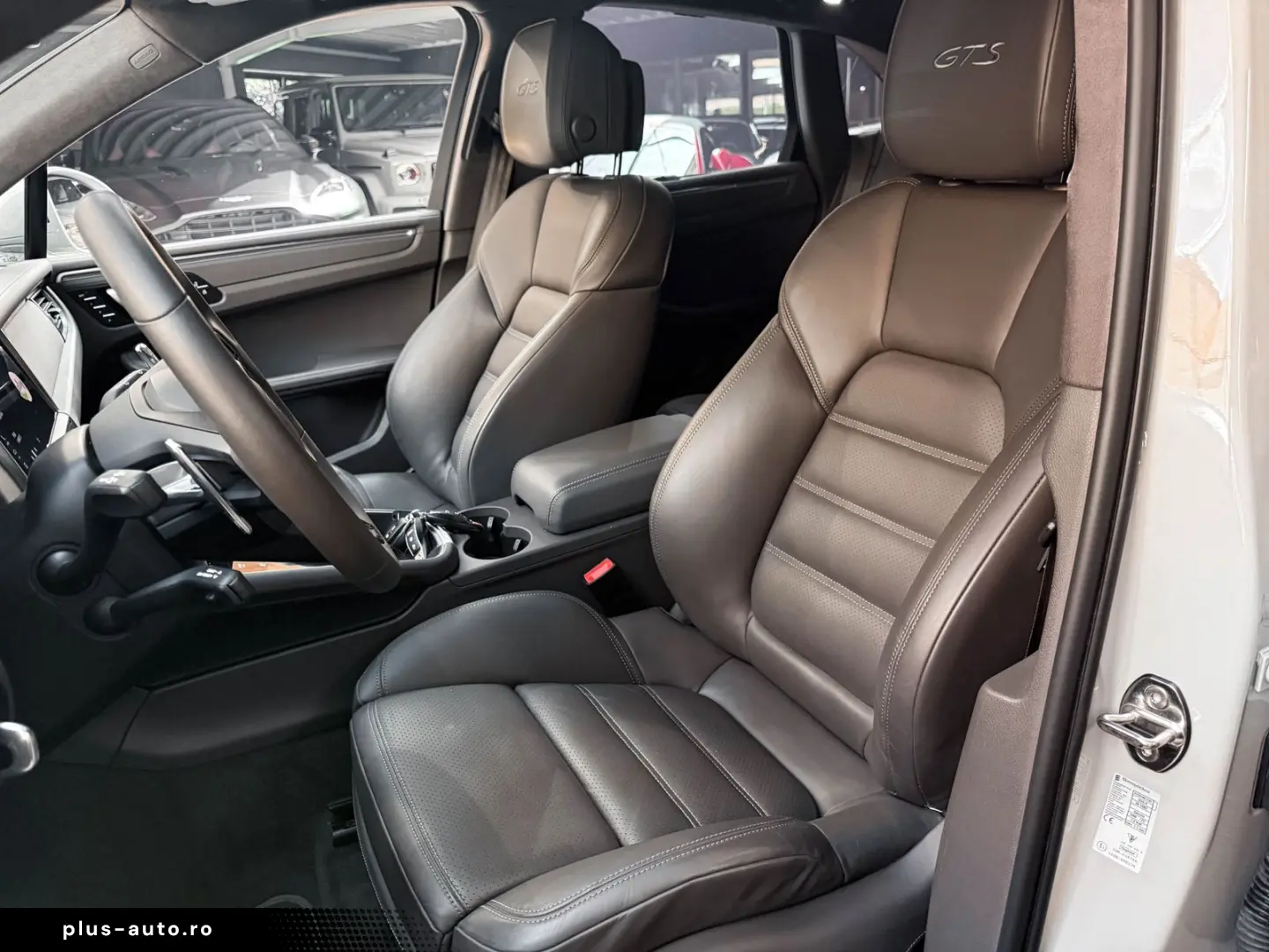 PORSCHE Macan GTS Approved 2028 Pano 18 Wege Standheiz B
