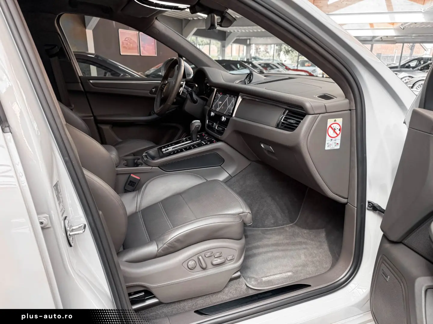 PORSCHE Macan GTS Approved 2028 Pano 18 Wege Standheiz B