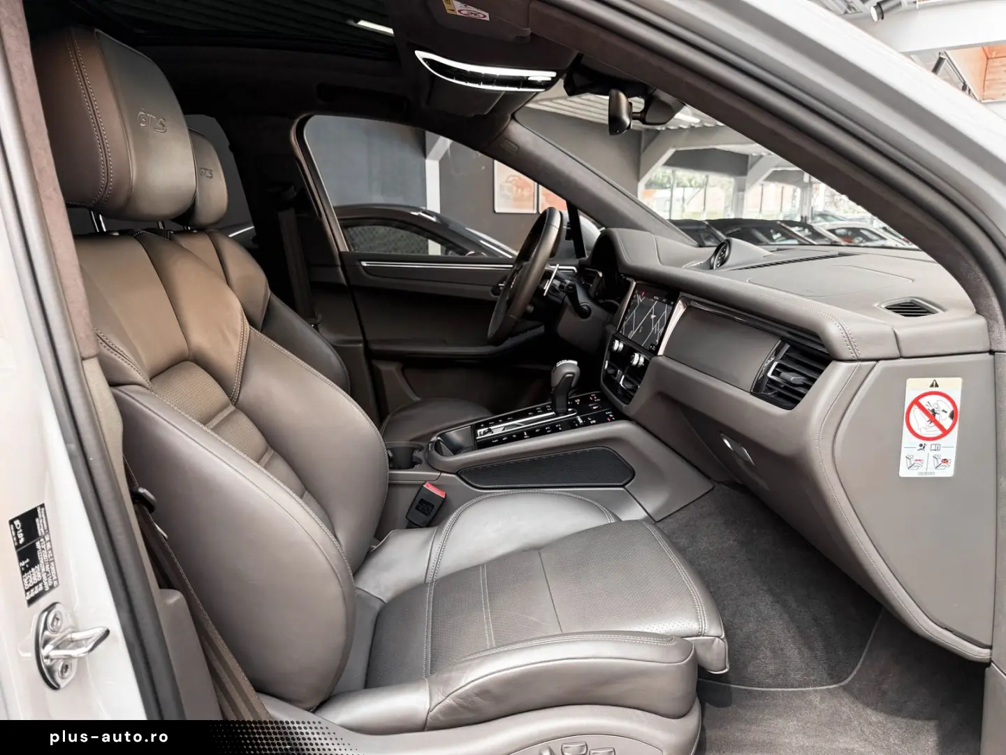 PORSCHE Macan GTS Approved 2028 Pano 18 Wege Standheiz B