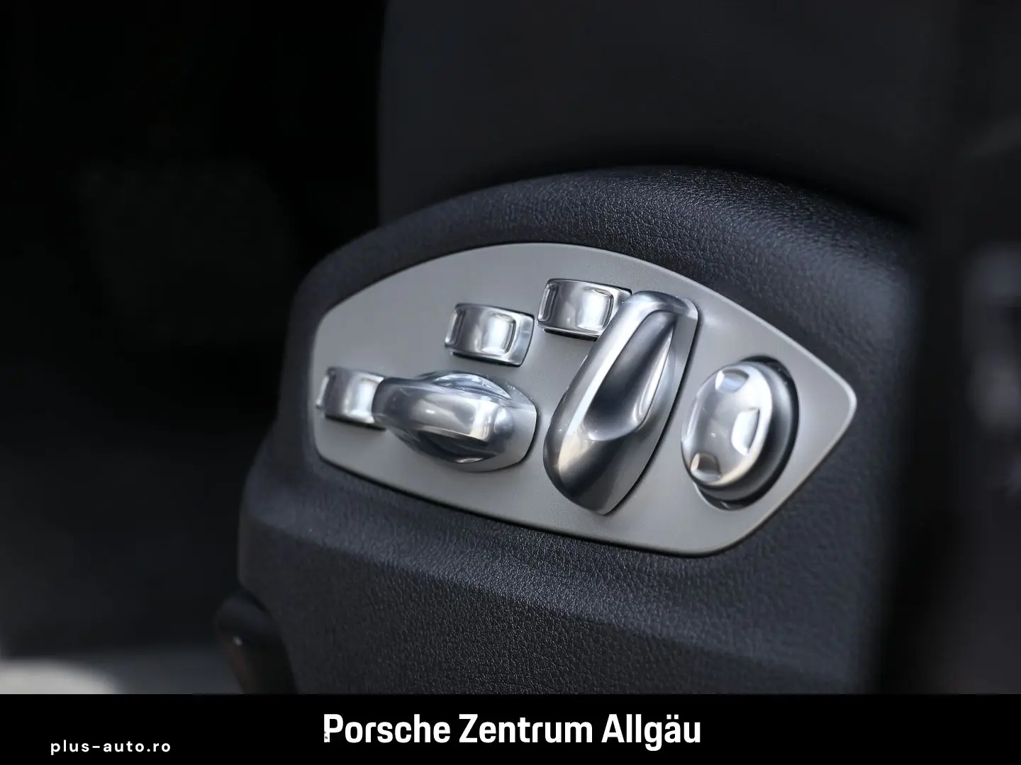 PORSCHE Macan GTS Surround View Luftfederung BOSE PASM