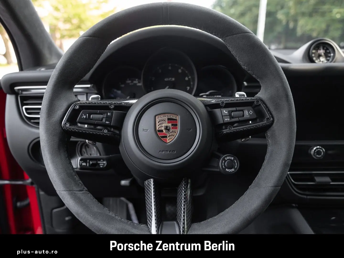 PORSCHE Macan GTS Karminrot Sportabgasanlage Panorama