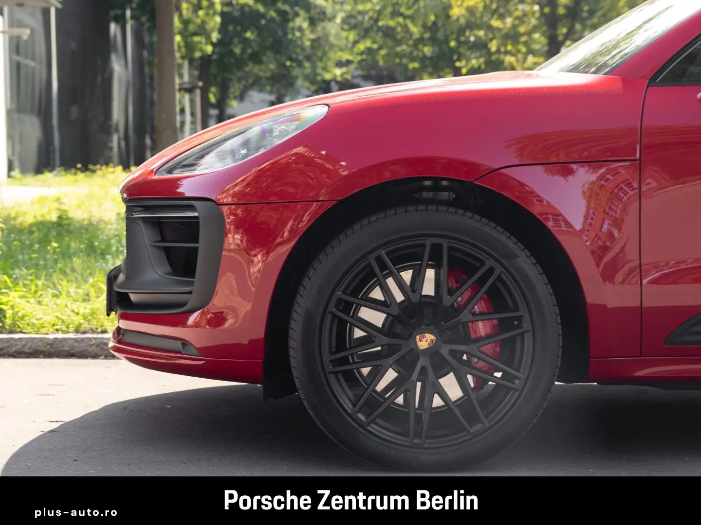 PORSCHE Macan GTS Karminrot Sportabgasanlage Panorama