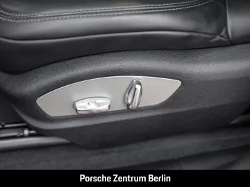 PORSCHE Macan GTS Karminrot Sportabgasanlage Panorama