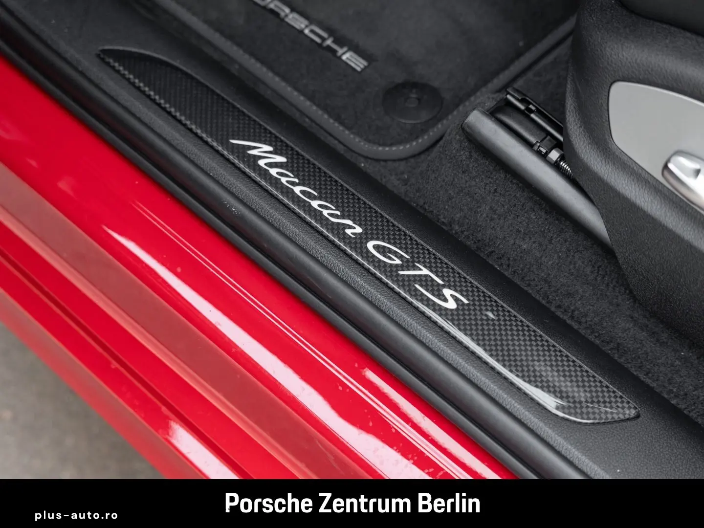 PORSCHE Macan GTS Karminrot Sportabgasanlage Panorama