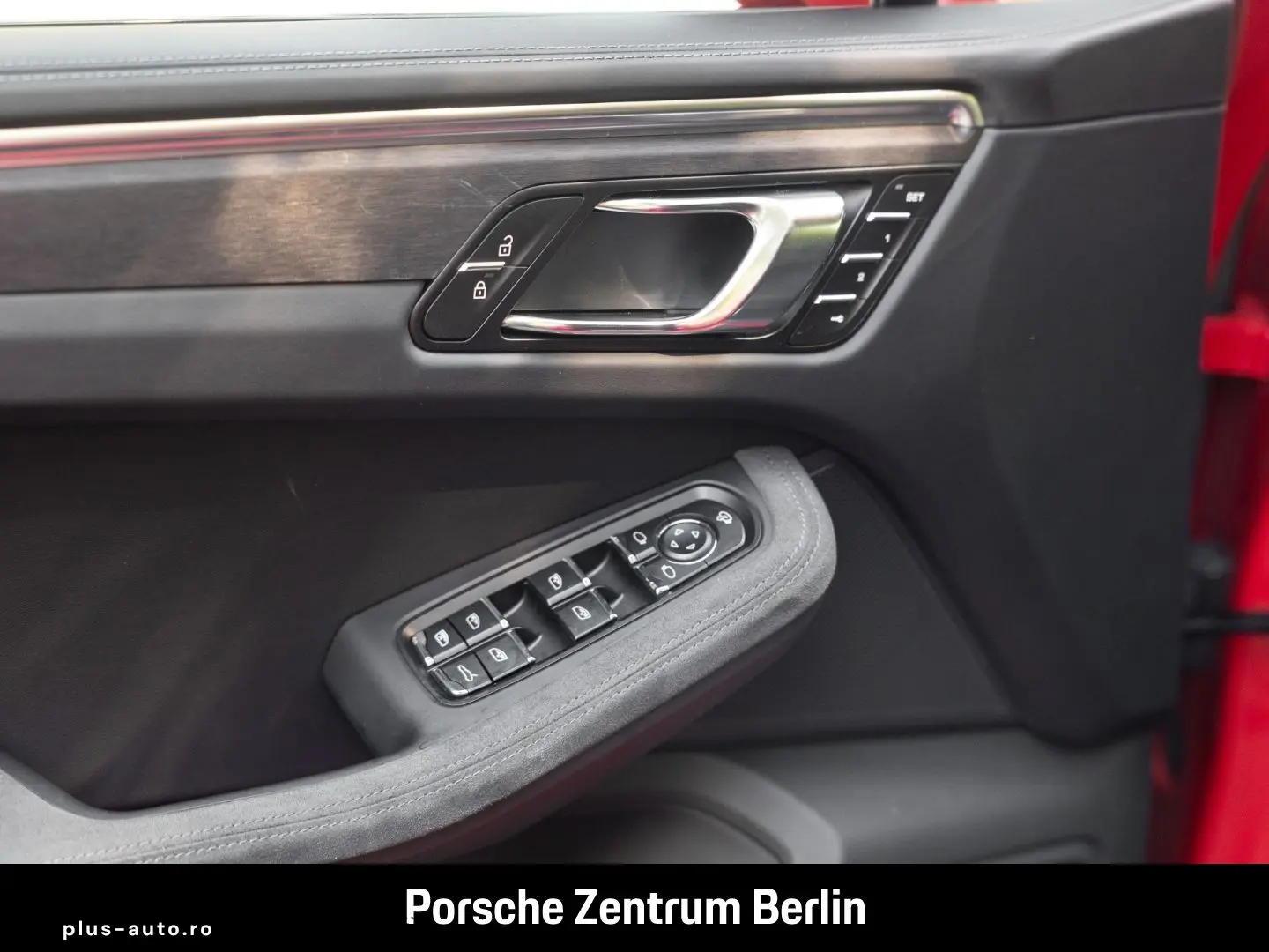 PORSCHE Macan GTS Karminrot Sportabgasanlage Panorama