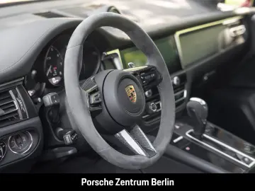 PORSCHE Macan GTS Karminrot Sportabgasanlage Panorama