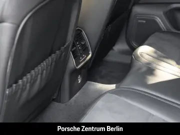 PORSCHE Macan GTS Karminrot Sportabgasanlage Panorama
