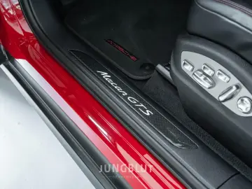 PORSCHE Macan GTS   1.Hand   APPROVED   CARBON