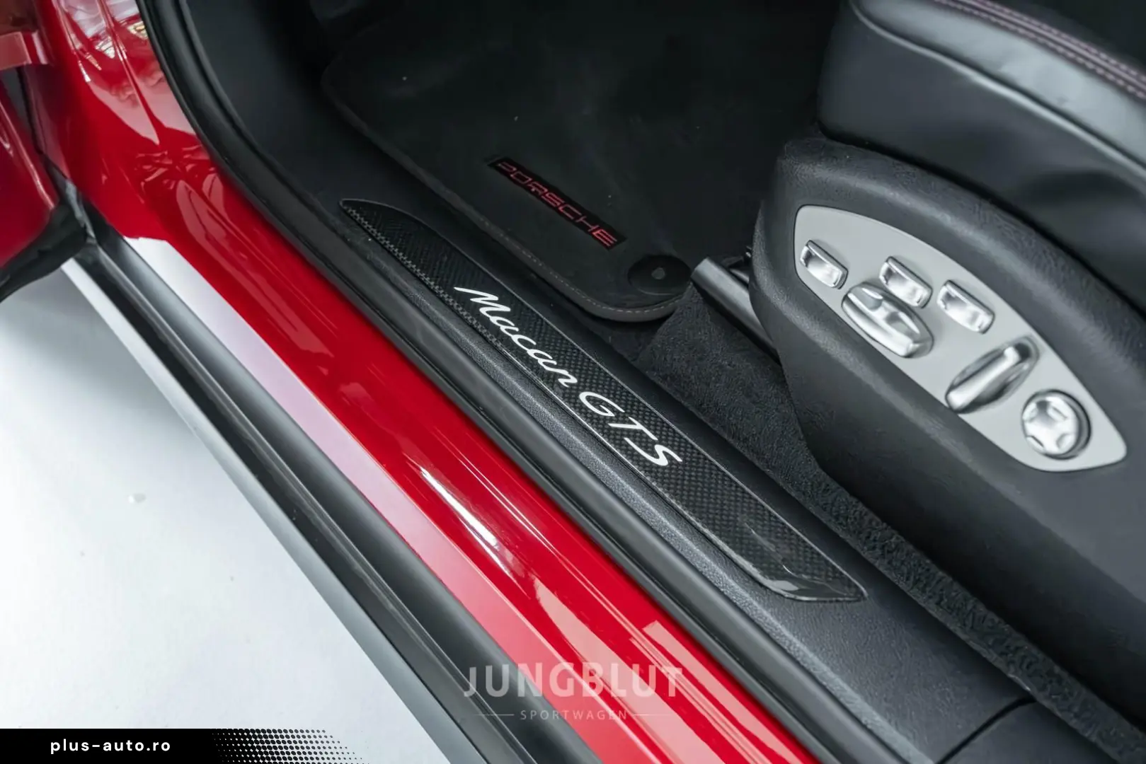 PORSCHE Macan GTS   1.Hand   APPROVED   CARBON