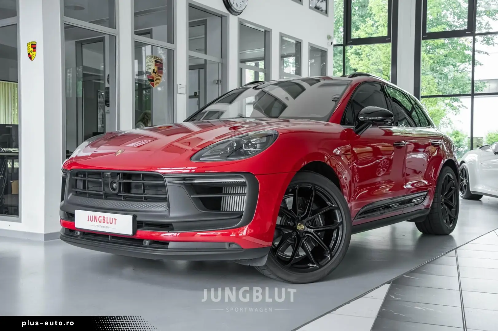 PORSCHE Macan GTS   1.Hand   APPROVED   CARBON