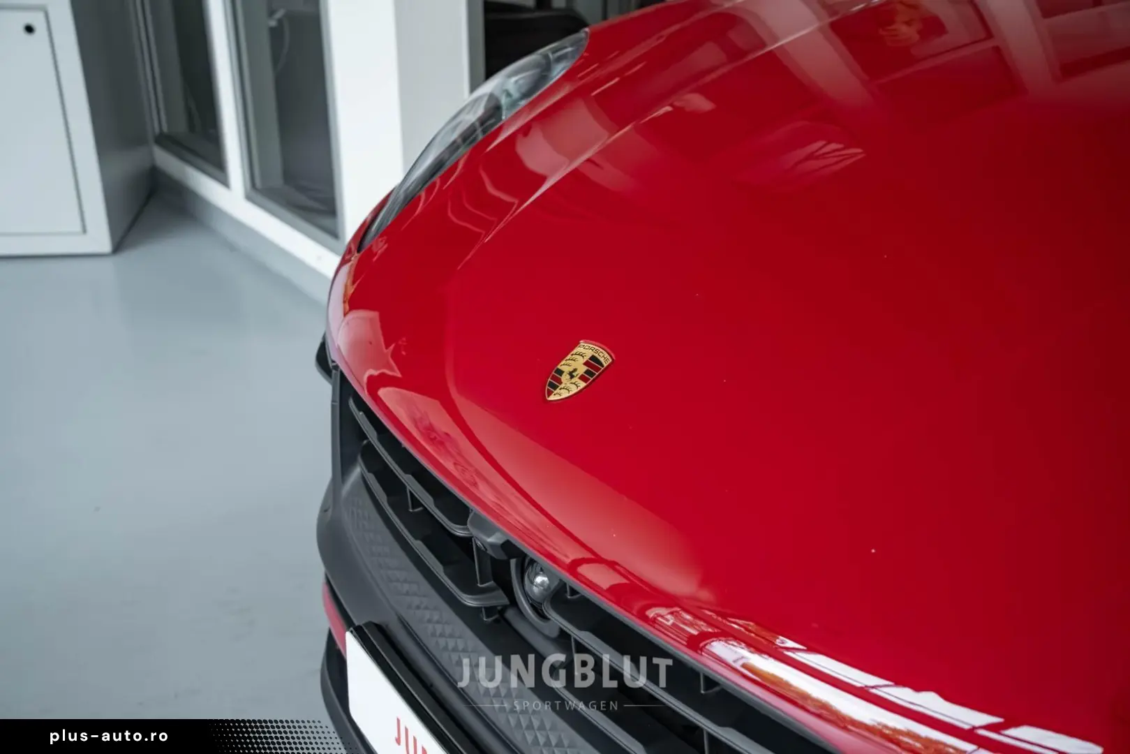 PORSCHE Macan GTS   1.Hand   APPROVED   CARBON