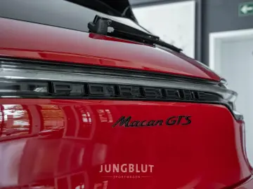 PORSCHE Macan GTS   1.Hand   APPROVED   CARBON