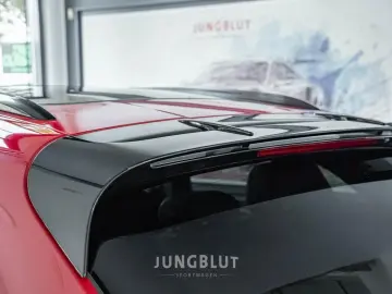PORSCHE Macan GTS   1.Hand   APPROVED   CARBON