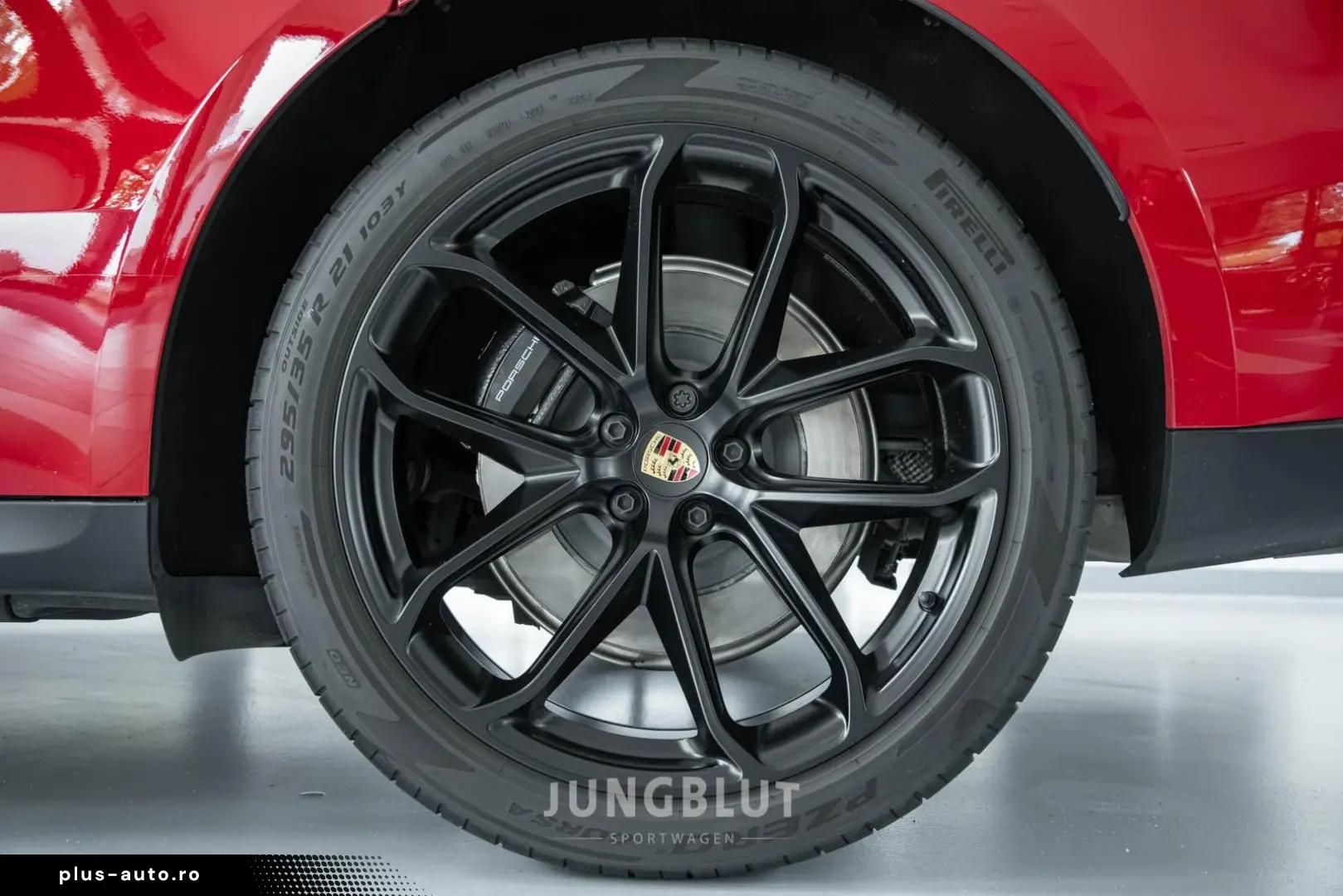PORSCHE Macan GTS   1.Hand   APPROVED   CARBON