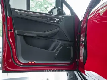PORSCHE Macan GTS   1.Hand   APPROVED   CARBON